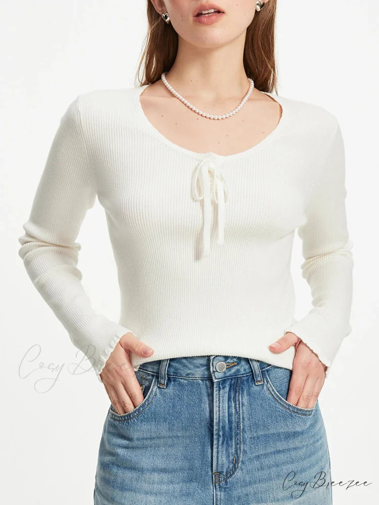 3.9% Wool U-neck Lace-Up Slim Sweater Ivory / XS swraters-241228