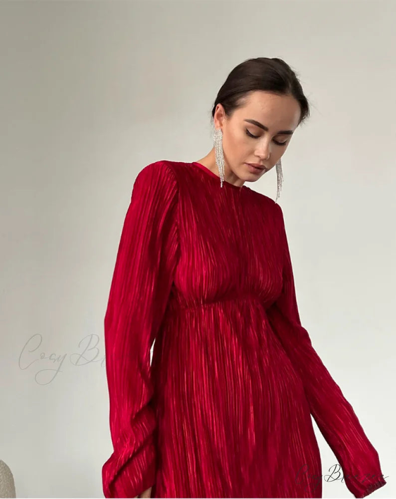 Autumn Party Dress for Women - Slim Fit with Pleated Detail and Long Sleeves L / GREEN