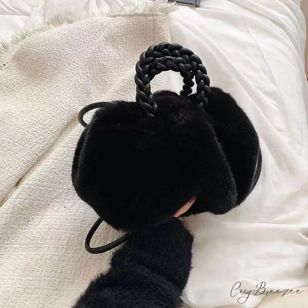 Autumn Winter Faux Fur Pleated Fashion Crossbody Handbag Black handbag-250126