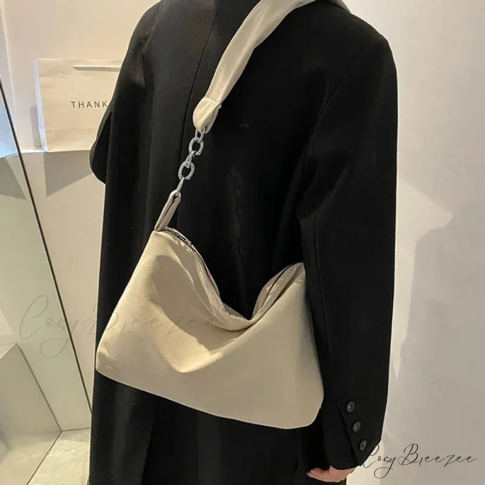 Black Crossbody with Chain shoulder-250126