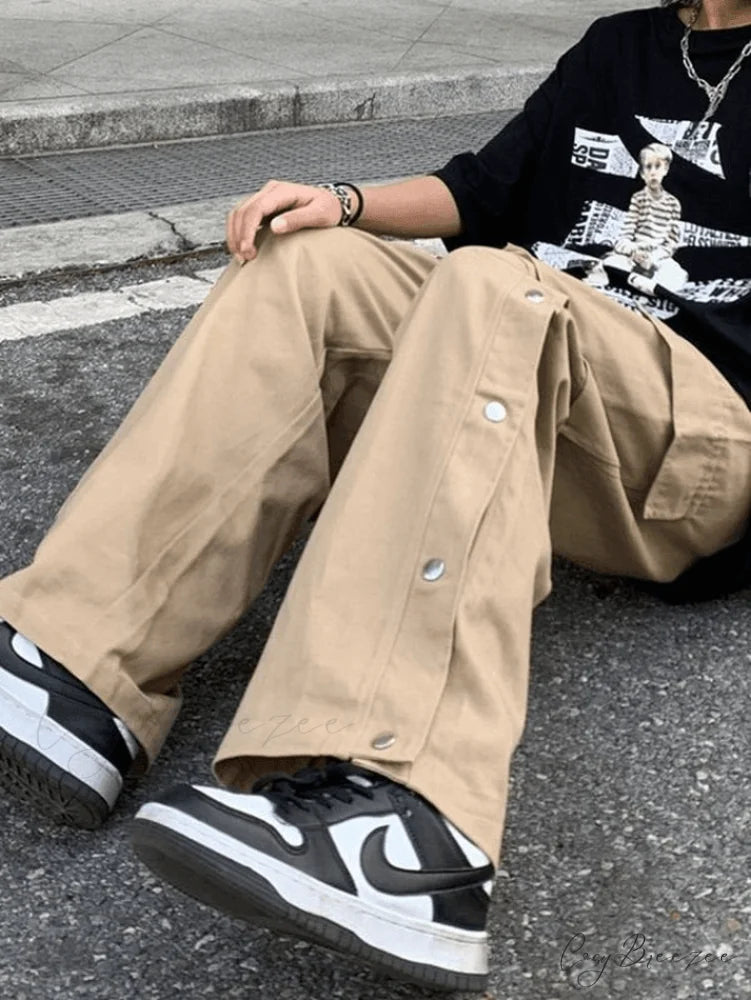 Buttoned Pocket Graceful Patch Cargo Pants