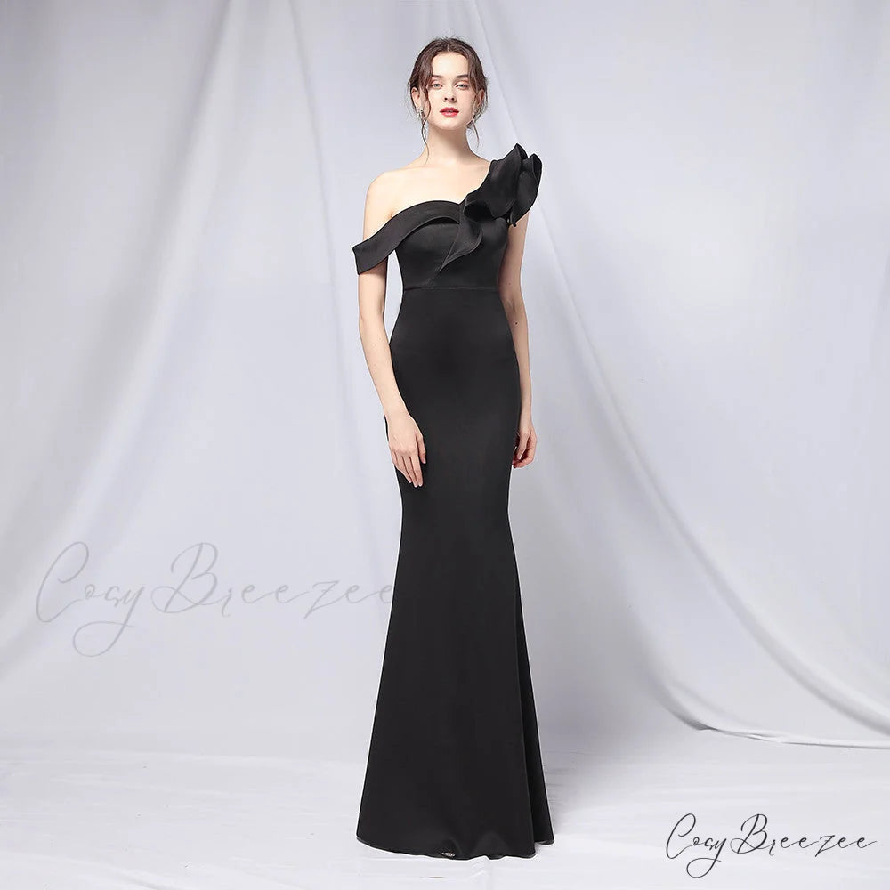 Delana Formal One Charming Shoulder Satin Dress BLACK / S