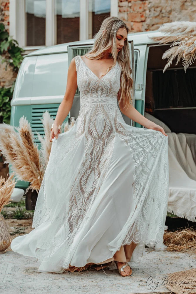 Divine Lace Bohemian Trendy A-line Wedding Dress