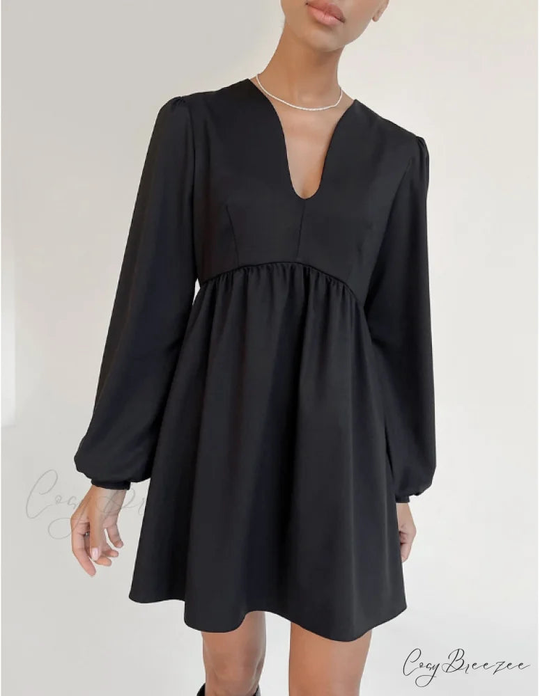 Elegant Autumn Mini Dress - Long Sleeve V-Neck Pleated Black Dress for Women