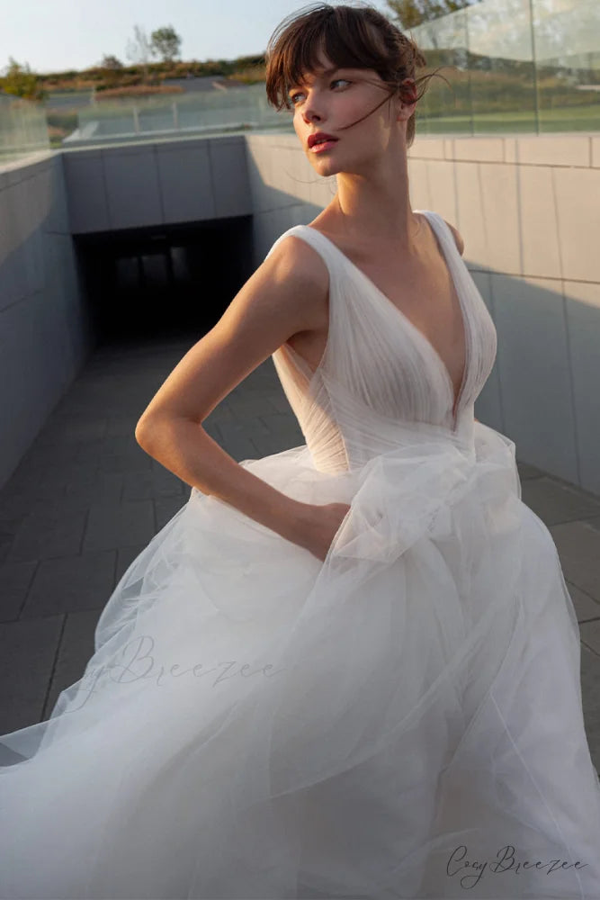 Elinor Tulle Graceful A-line Wedding Dress