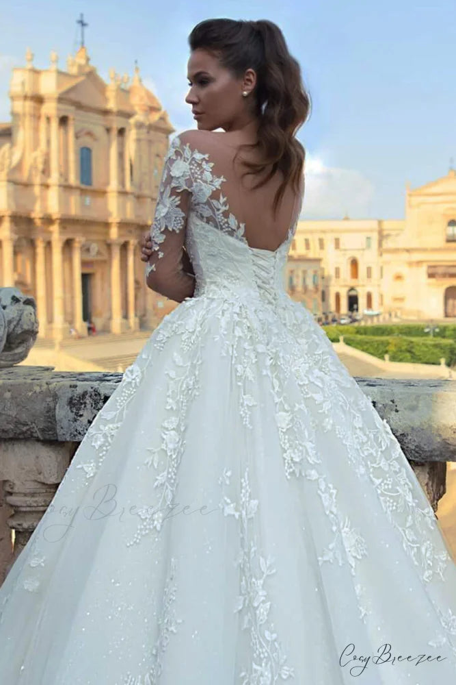 Fairytale Romance Lace Trendy Applique A-line Wedding Dress