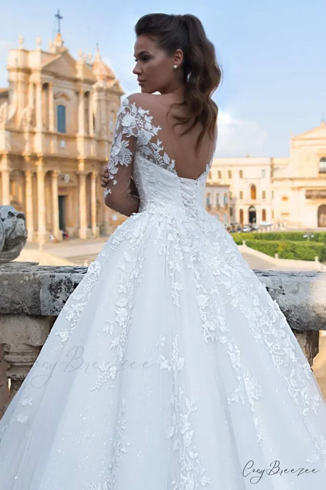 Fairytale Romance Lace Trendy Applique A-line Wedding Dress