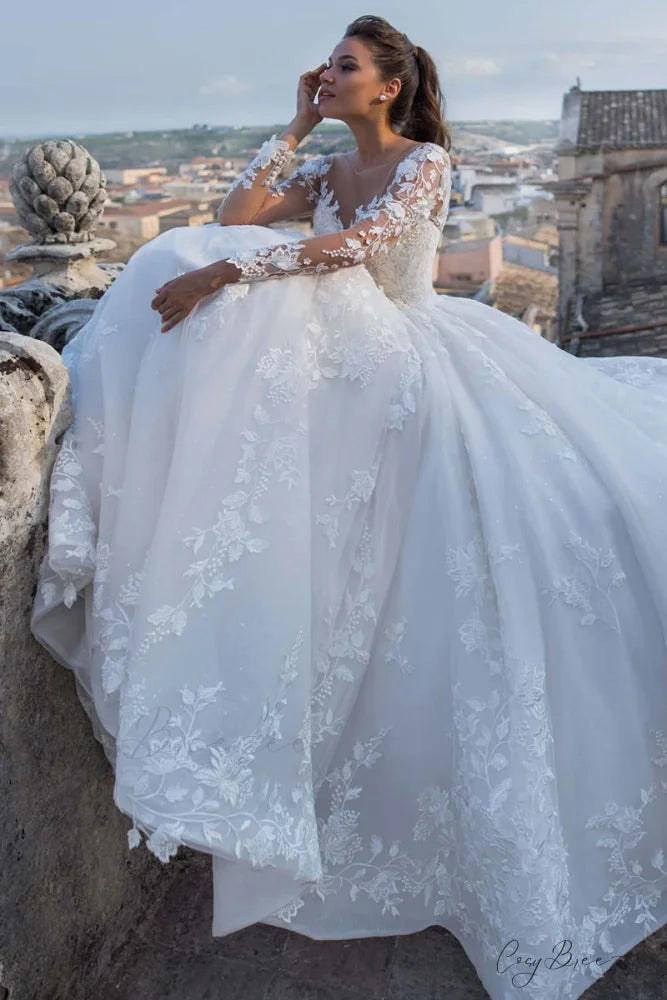 Fairytale Romance Lace Trendy Applique A-line Wedding Dress