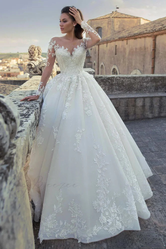 Fairytale Romance Lace Trendy Applique A-line Wedding Dress Ivory / 2