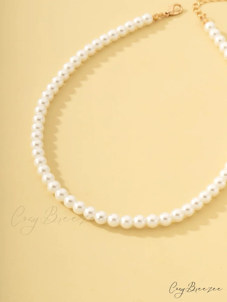 Faux Pearl Beaded Necklace