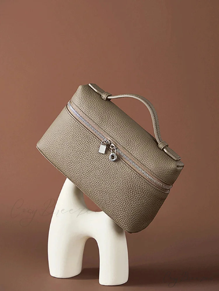 Handwoven Straw Beach Crossbody Handbag handbag-250126
