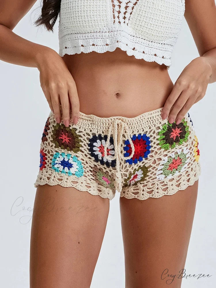 Hollow Crochet Geometrical Shorts beige / S short-250223