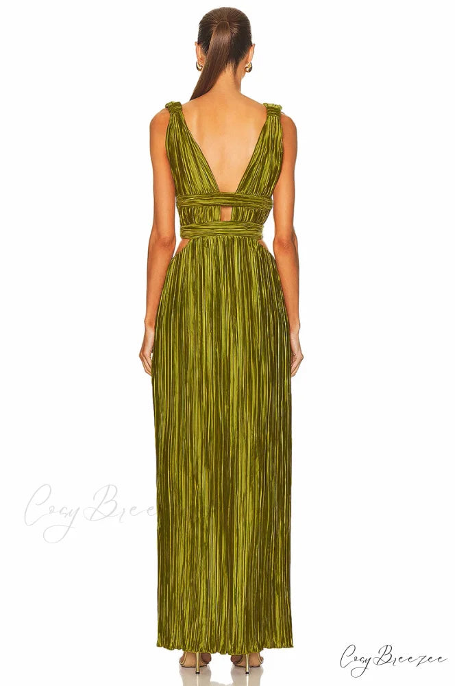 Intriguing Aura Graceful Velvet Maxi Dress