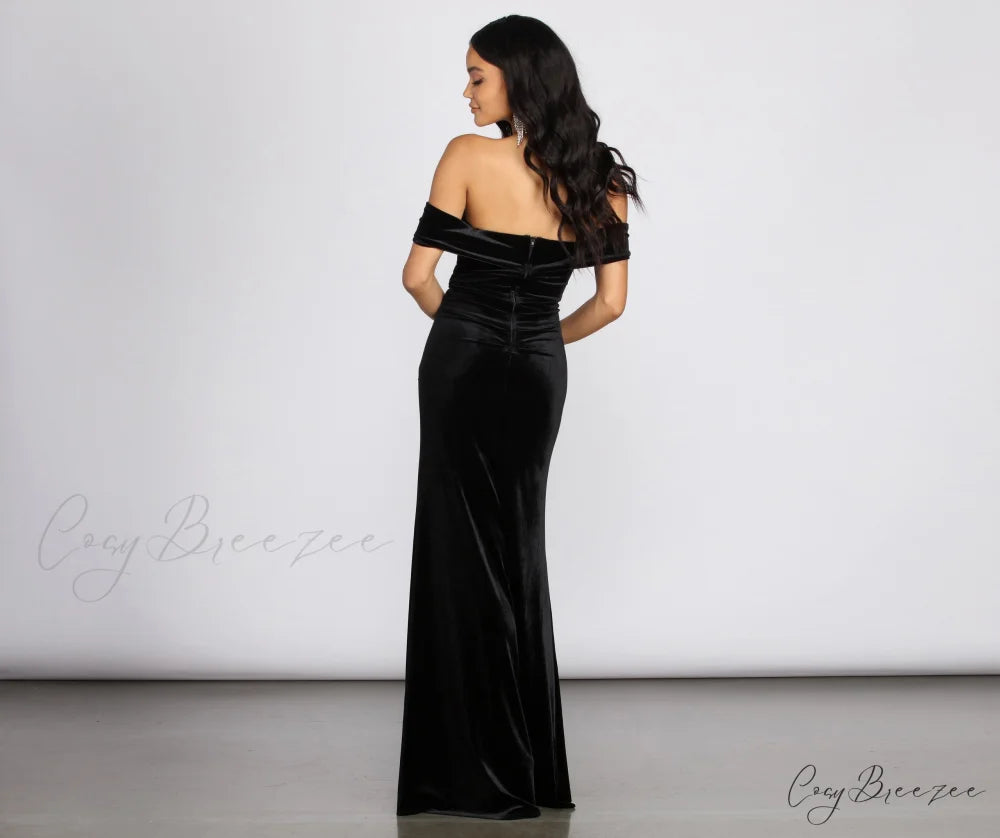 Jenisa Formal Off Charming The Shoulder Dress
