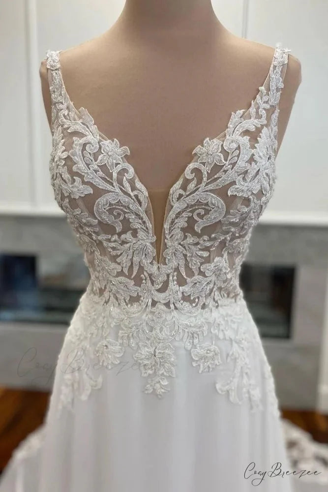 Kelsey Chiffon & Trendy Lace Wedding Dress
