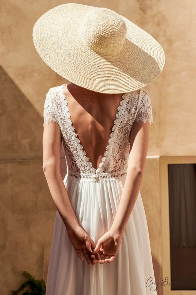 Kelsey Lace Graceful Chiffon Wedding Dress