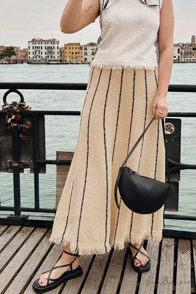 Knit with Fringe Hem Skirt Stripes Light Khaki / L