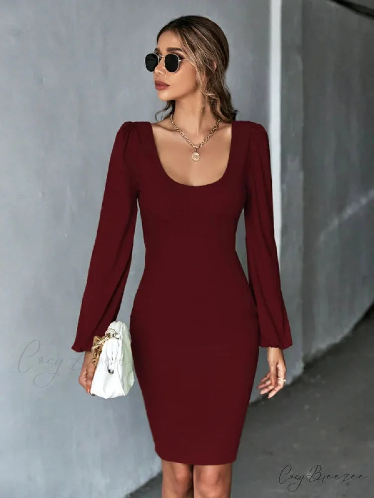 Knitted Backless Long-Sleeved Dress M / burgundy