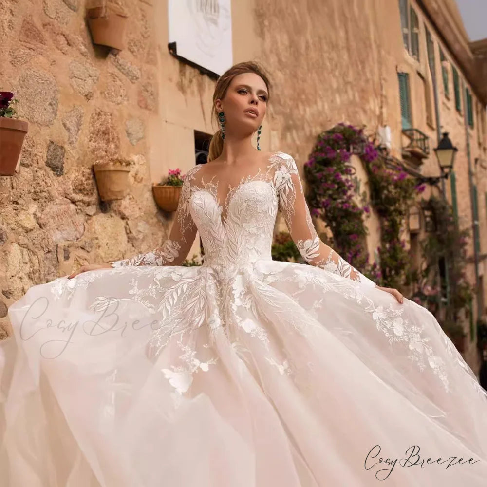 Long Sleeve Lace Applique Wedding Dress white / US2 weddingdress-250223