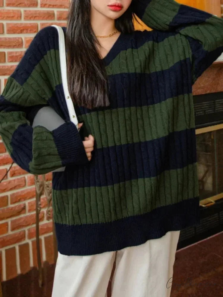 Loose Knit V-neck Vintage Pullover Sweater army green / S swraters-241228