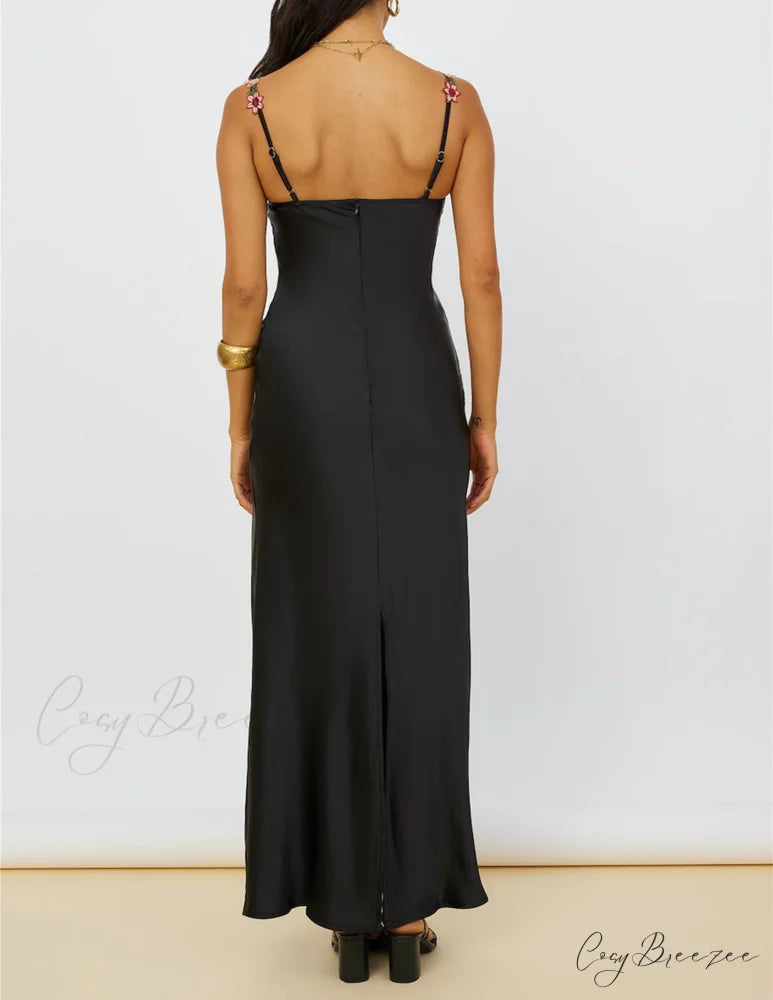 Magnetic Forces Flower Charming Embroidery Maxi Dress Black