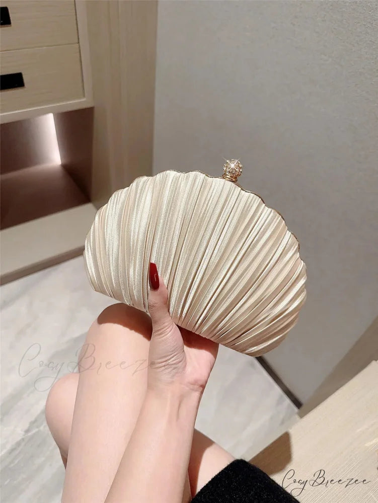 New Shell Diamond Design Clutch Beige / (20cm clutchbag-250126