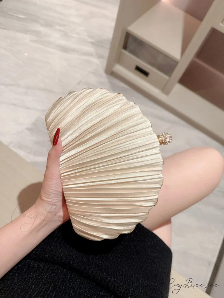 New Shell Diamond Design Clutch Beige / (20cm clutchbag-250126