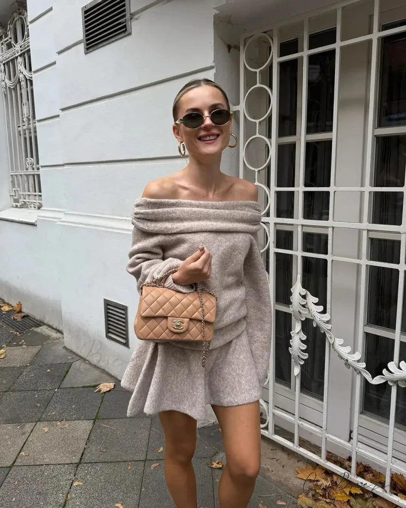Off Shoulder Cashmere Sweater Beige / S swraters-241228