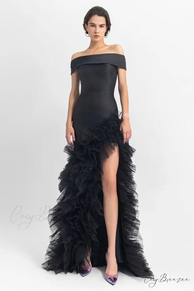 Olivia Black Graceful Off-the-Shoulder Maxi Dress Black / 2