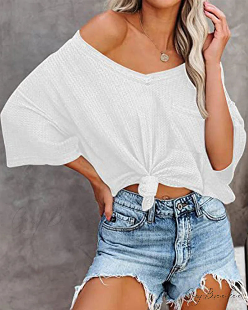 pocket V-neck tee