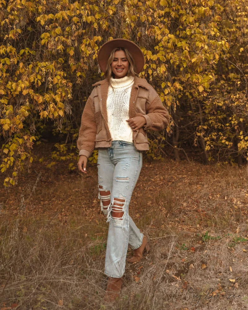 Pocketed Sherpa Jacket - Mocha