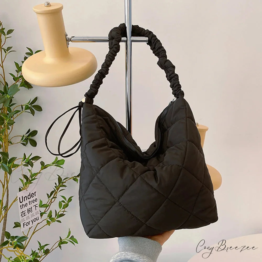 Quilted Puffer Tote Bag Black shoulder-250126