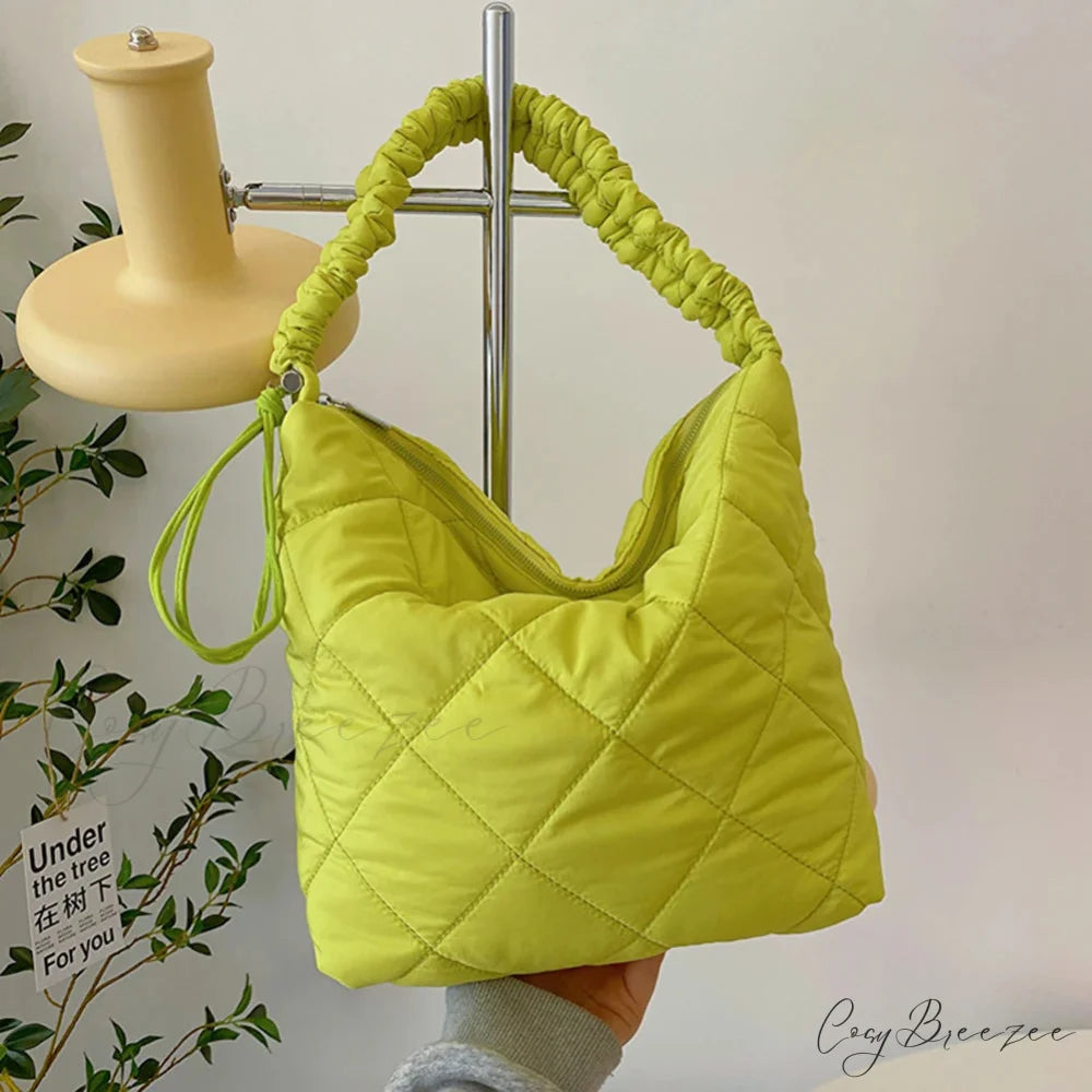 Quilted Puffer Tote Bag Green shoulder-250126