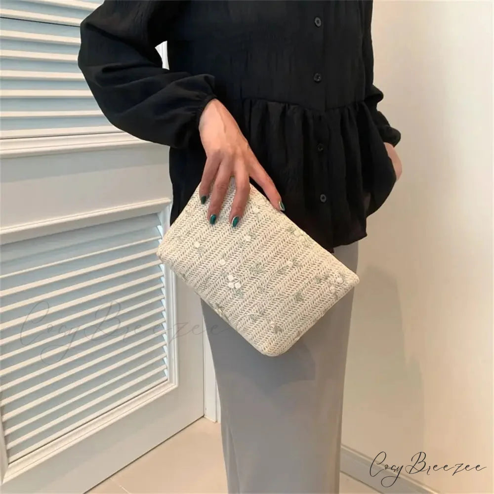 Rattan Handheld Straw Clutch Wristlet wristlet-250126