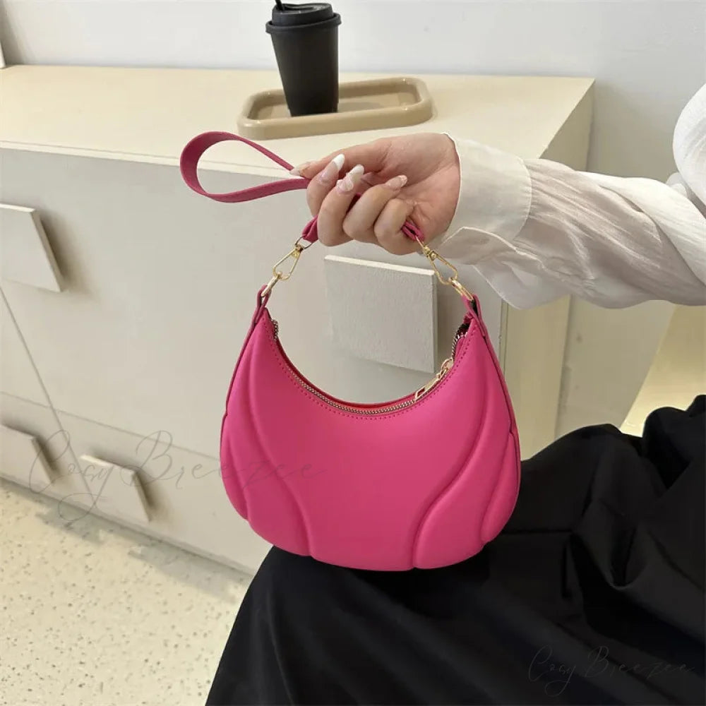 Retro Solid Color Saddle Leather Shoulder Bag shoulder-250126
