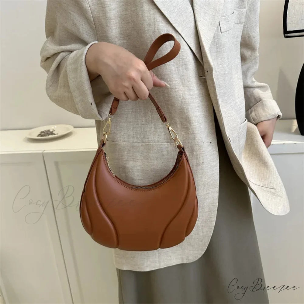 Retro Solid Color Saddle Leather Shoulder Bag shoulder-250126
