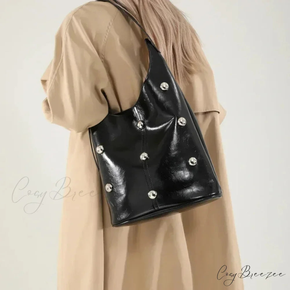 Rivet PU Bucket Shoulder Bag 2025 Black shoulder-250126