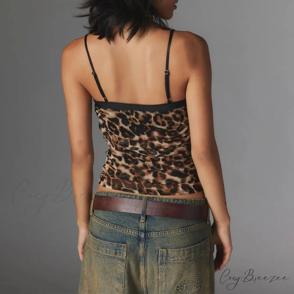 Ruched Spaghetti Strap Crop Top croptop-250223