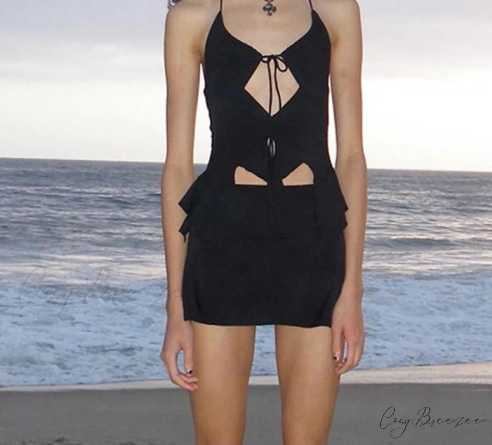 Ruffles Cut Stylish Out Drawstring Top black / L