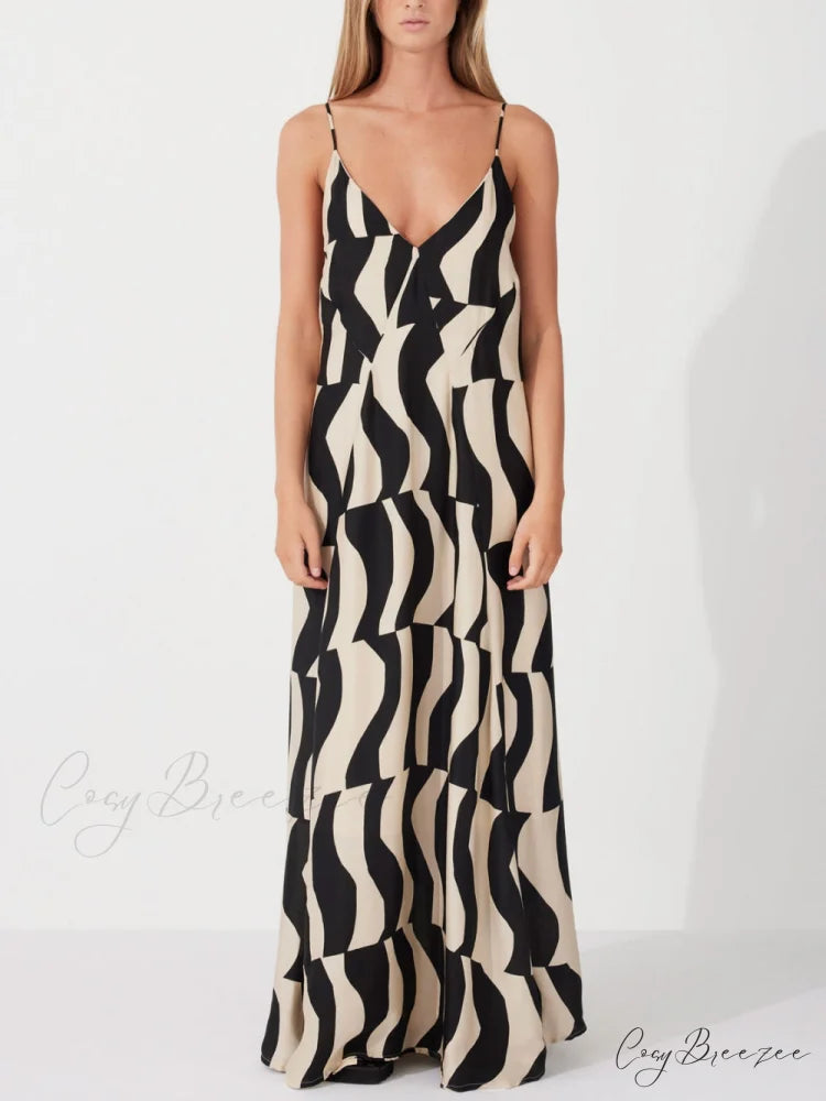 Scooped Back Relaxed Charming Fit Style Maxi Dress Black / S