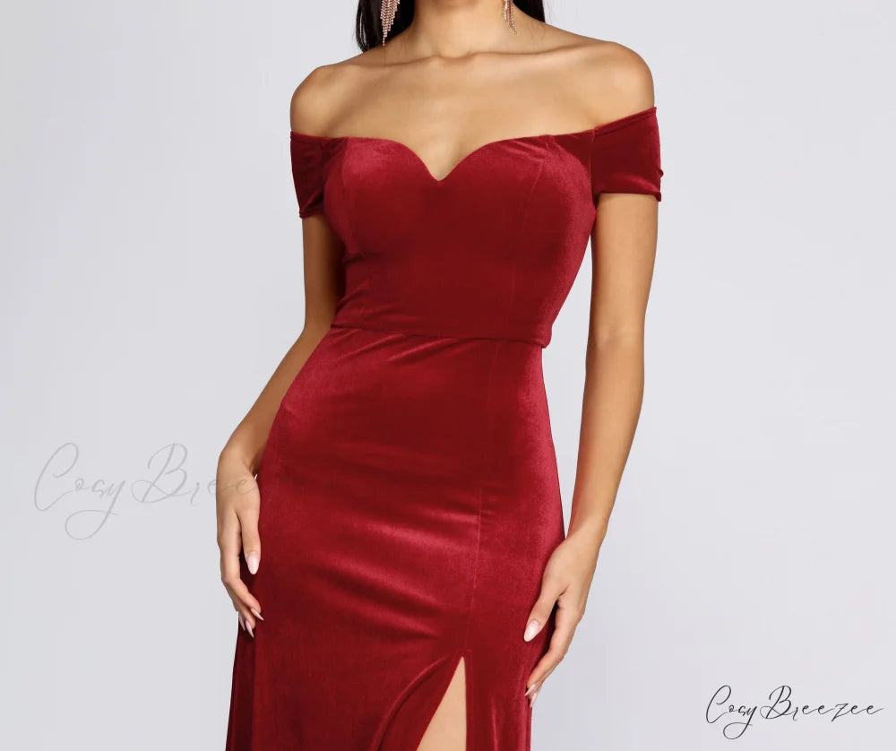Shania Formal Stylish Velvet Sweetheart Dress