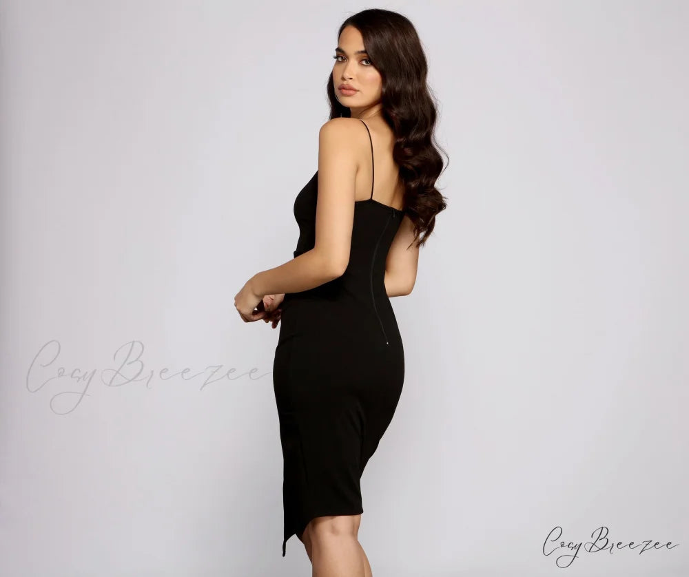 She’s Got That Chic Graceful Style Crepe Midi Dress