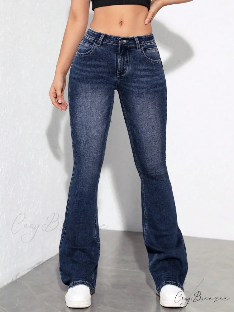 Slant Pocket Flare Leg Jeans Dark Wash / XS