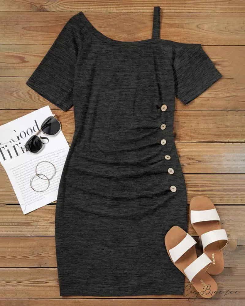 Strapless dress in solid color