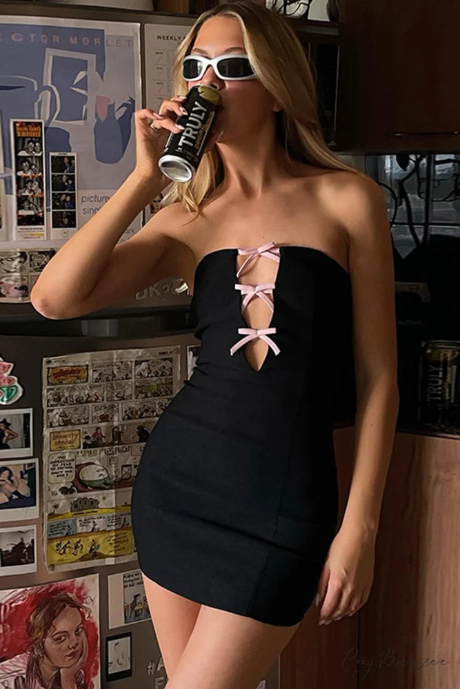 Strapless Dress with Bow-Tie Cut-Out Black / M