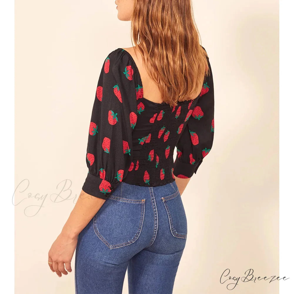 Strawberry Print Sweetheart Neck Slim Smocked Puff Blouse croptop-250126