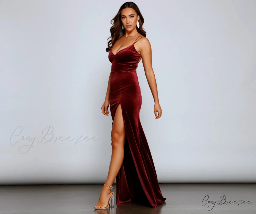 Vega Formal High Charming Slit Velvet Dress
