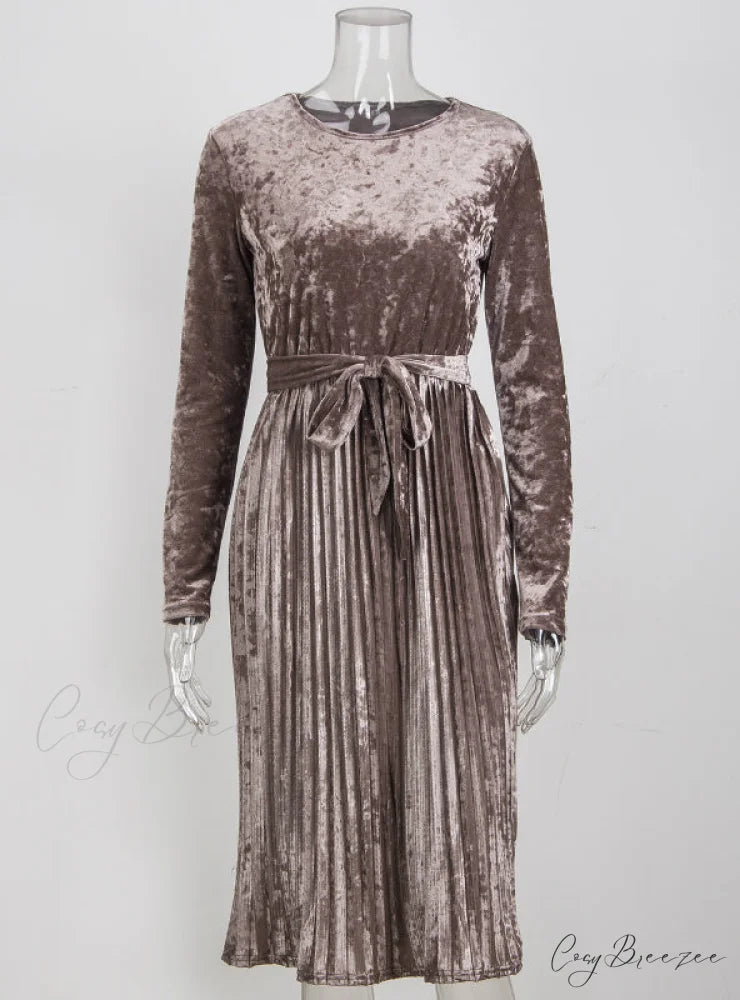 Velvet Dress with Long Sleeves and O-Neck for Women M / Khaki