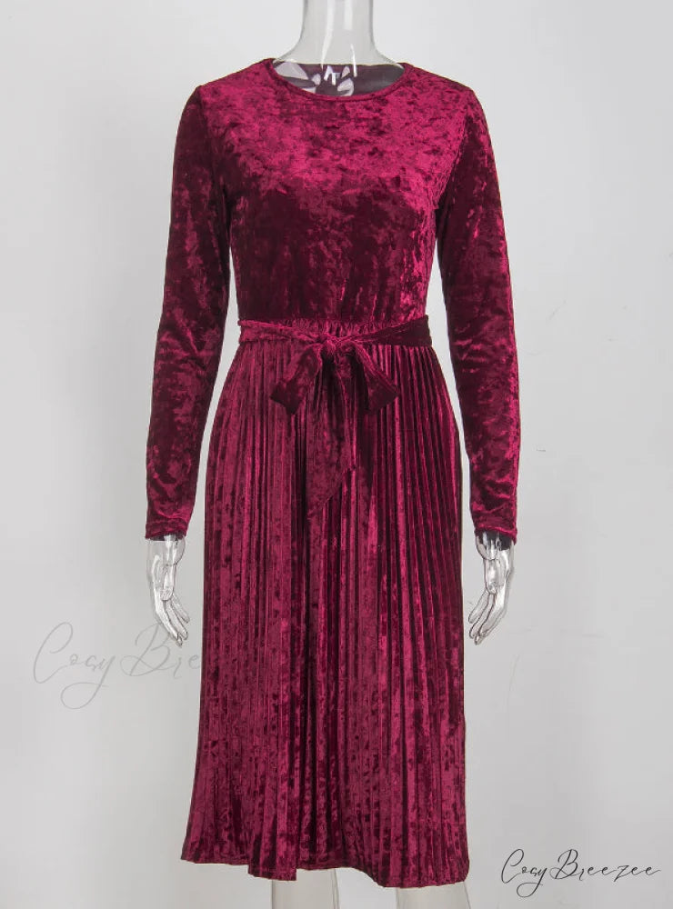 Velvet Dress with Long Sleeves and O-Neck for Women M / Red