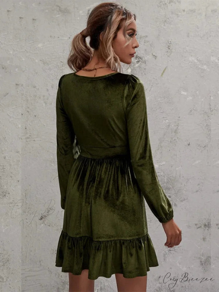 Velvet Ruffled Dress with Deep V-Neck and Puff Sleeves S / black